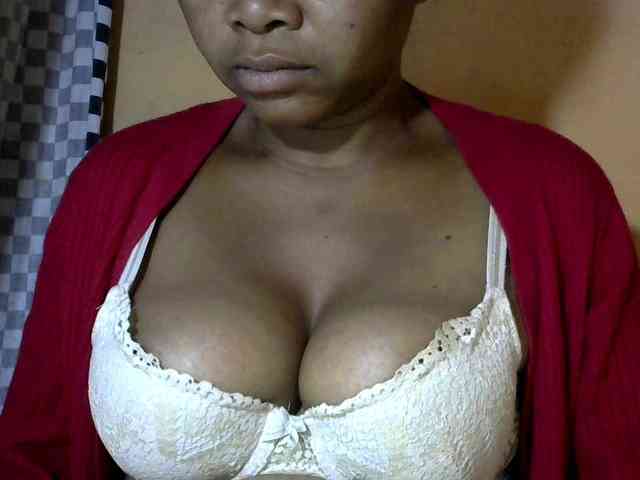 CAROLE71 webcam