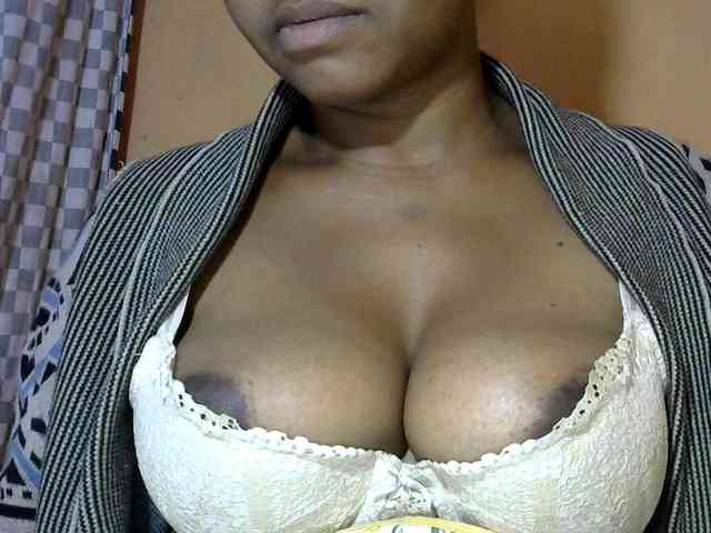 CAROLE71 webcam