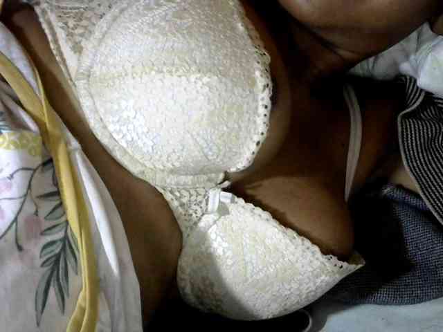 CAROLE71 webcam