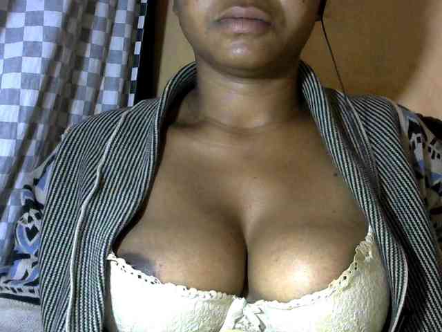 CAROLE71 webcam