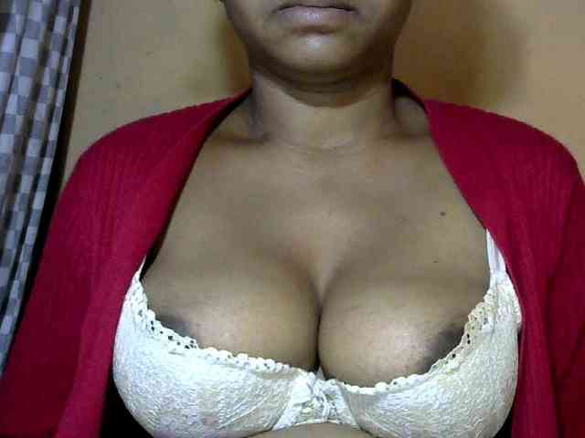 CAROLE71 webcam