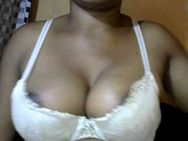 CAROLE71 webcam