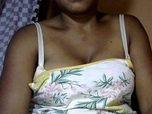 CAROLE71 webcam