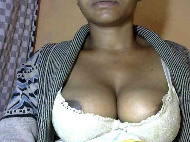 CAROLE71 webcam