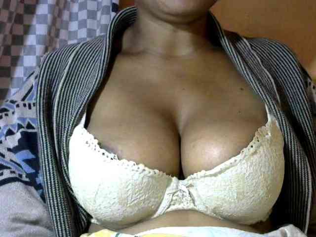 CAROLE71 webcam