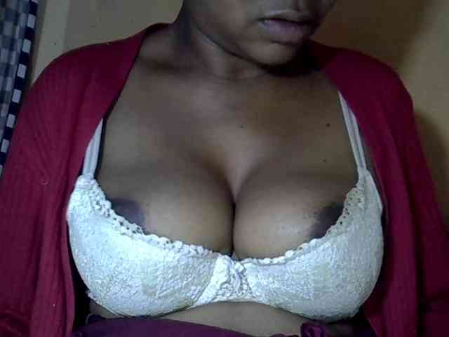 CAROLE71 webcam