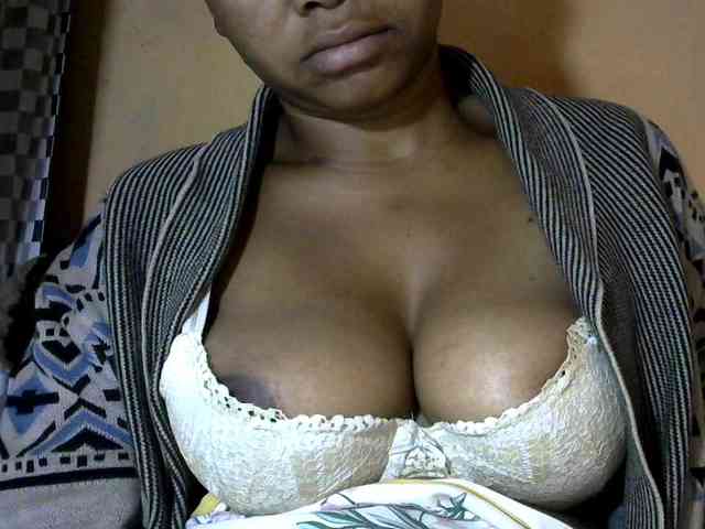 CAROLE71 webcam