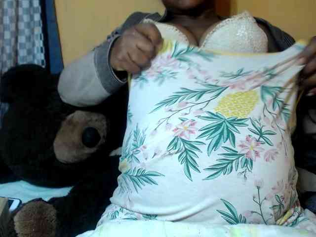 CAROLE71 webcam