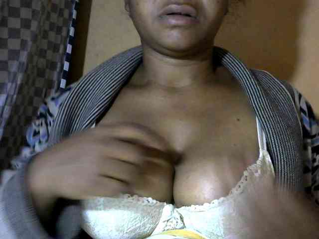 CAROLE71 webcam