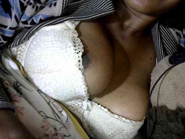CAROLE71 webcam