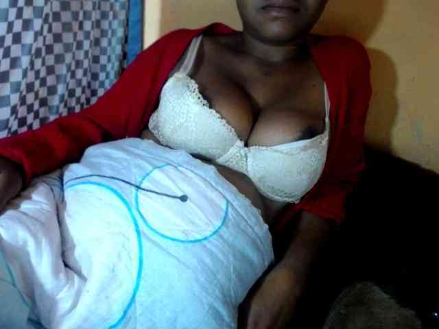 CAROLE71 webcam