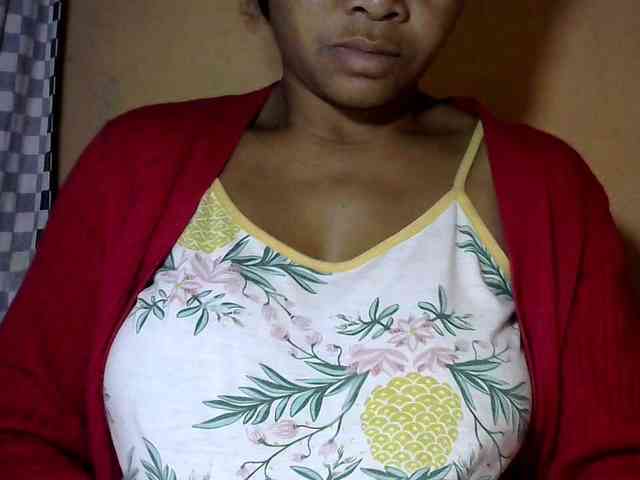 CAROLE71 webcam