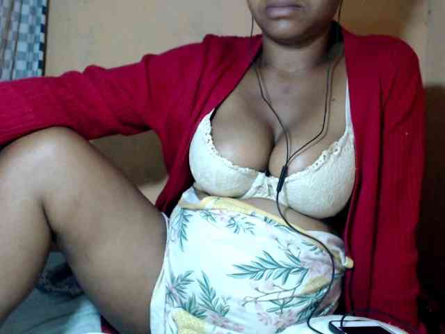 CAROLE71 webcam