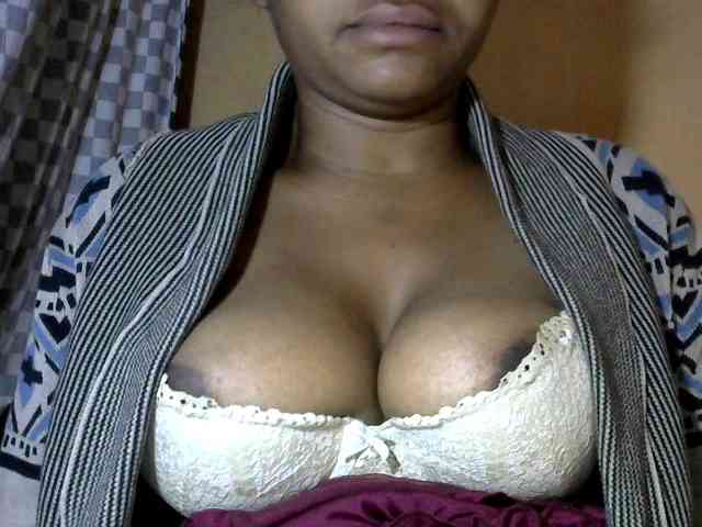 CAROLE71 webcam