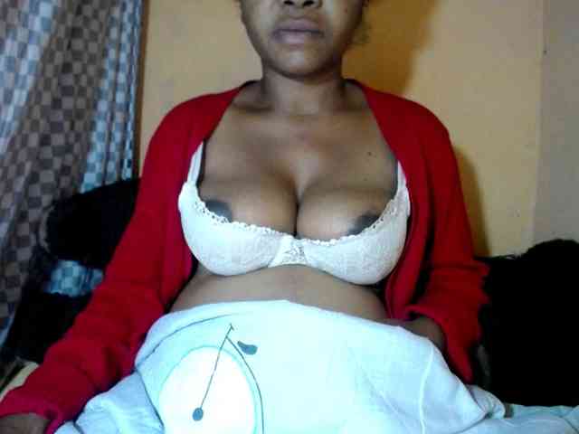 CAROLE71 webcam