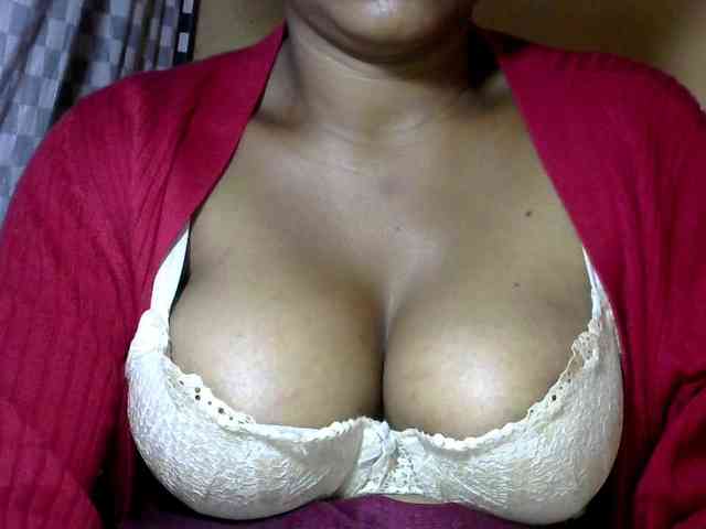 CAROLE71 webcam