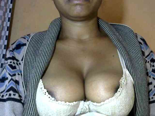 CAROLE71 webcam