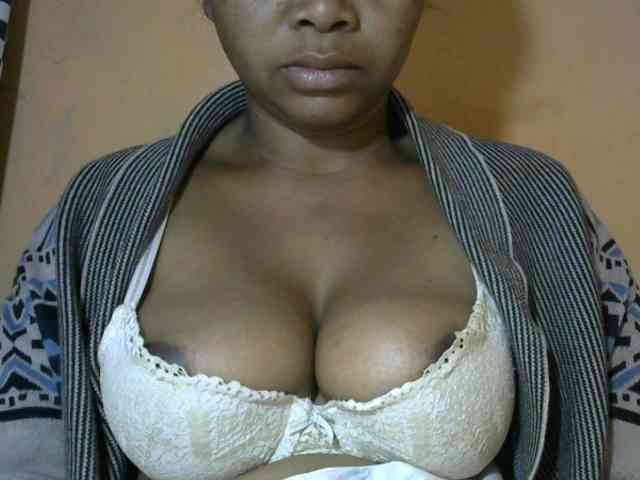 CAROLE71 webcam