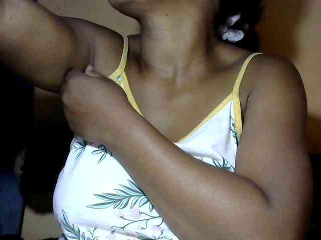 CAROLE71 webcam