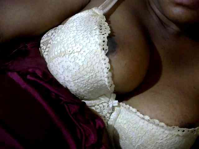 CAROLE71 webcam