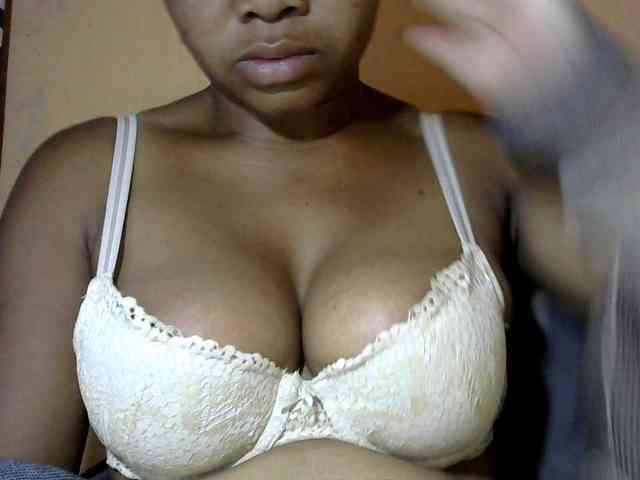 CAROLE71 webcam