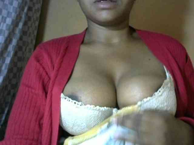 CAROLE71 webcam