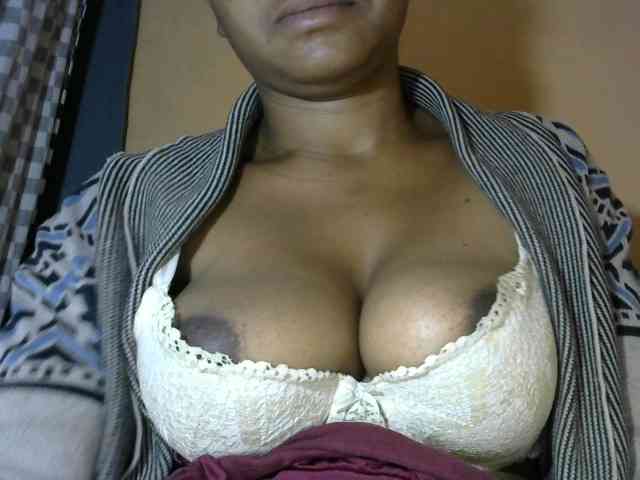 CAROLE71 webcam