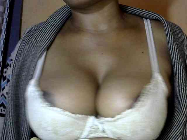 CAROLE71 webcam