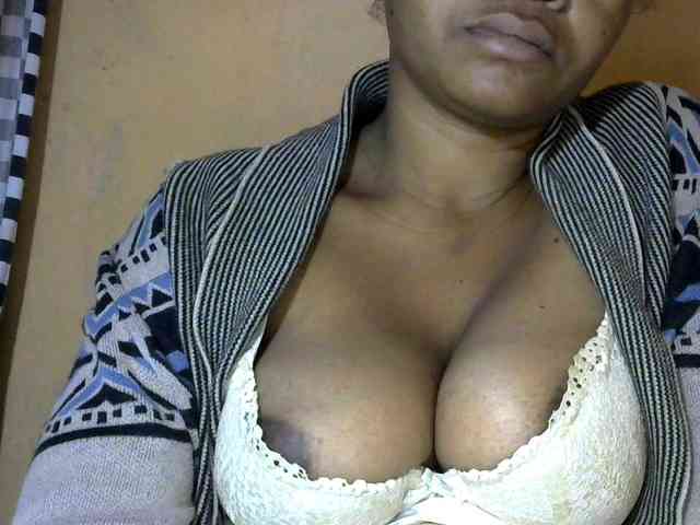 CAROLE71 webcam