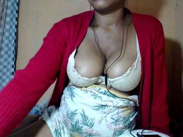 CAROLE71 webcam