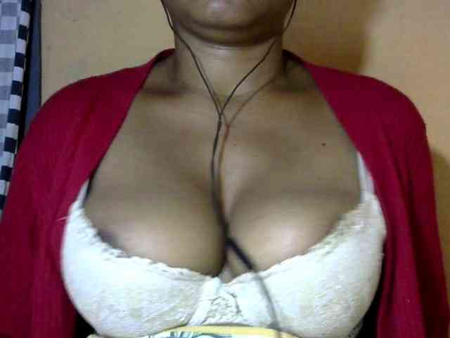 CAROLE71 webcam