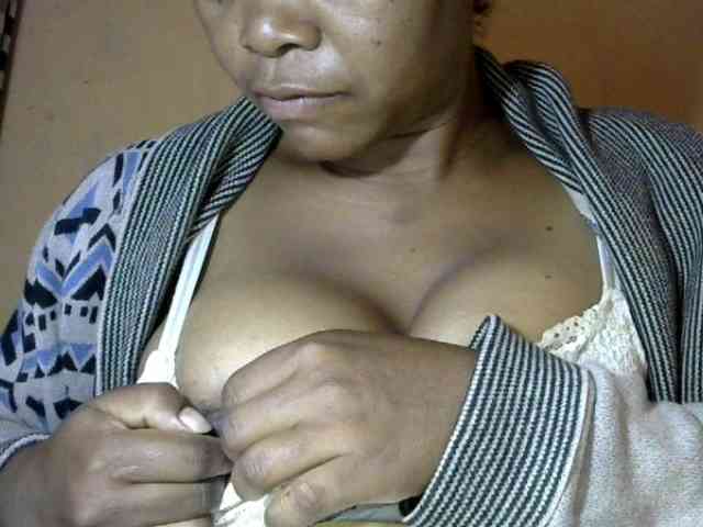 CAROLE71 webcam
