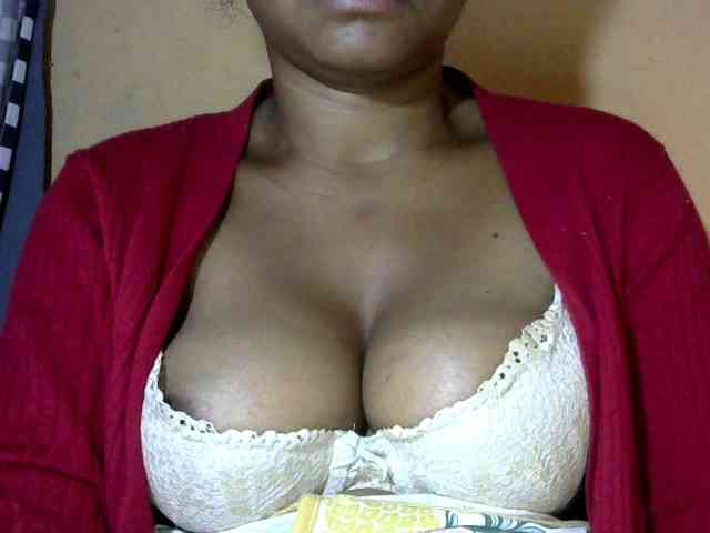 CAROLE71 webcam