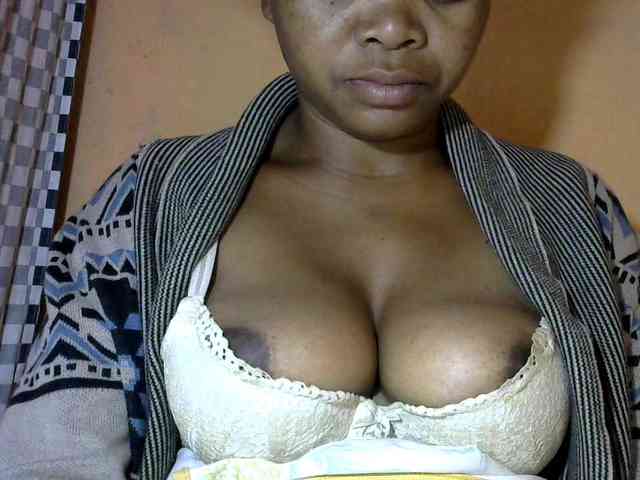 CAROLE71 webcam