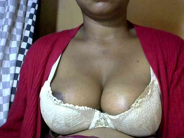 CAROLE71 webcam