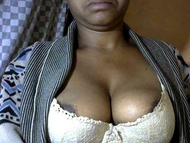 CAROLE71 webcam