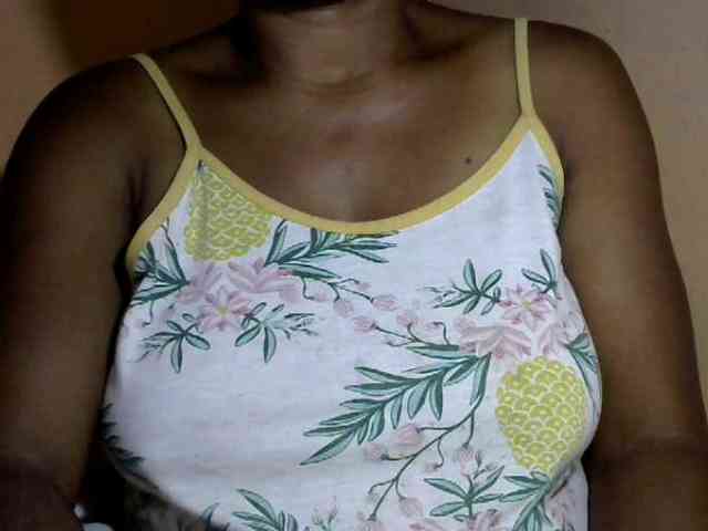 CAROLE71 webcam
