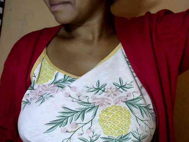 CAROLE71 webcam