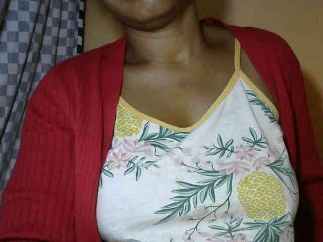 CAROLE71 webcam