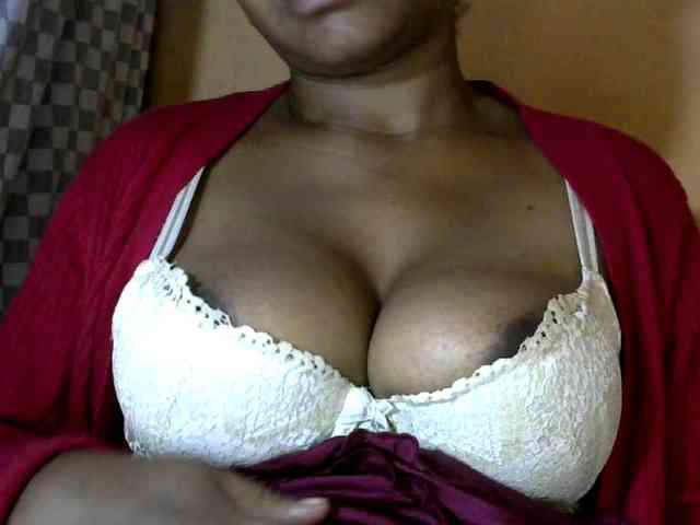 CAROLE71 webcam
