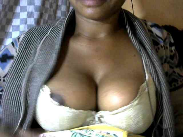CAROLE71 webcam