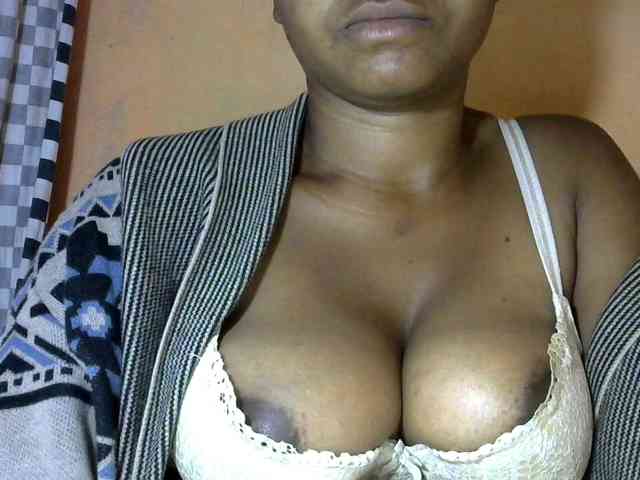 CAROLE71 webcam