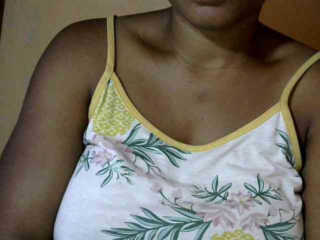 CAROLE71 webcam