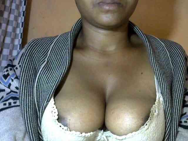 CAROLE71 webcam