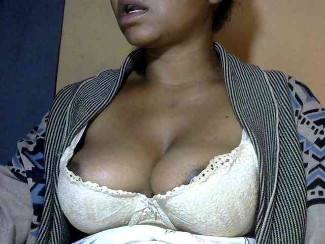 CAROLE71 webcam