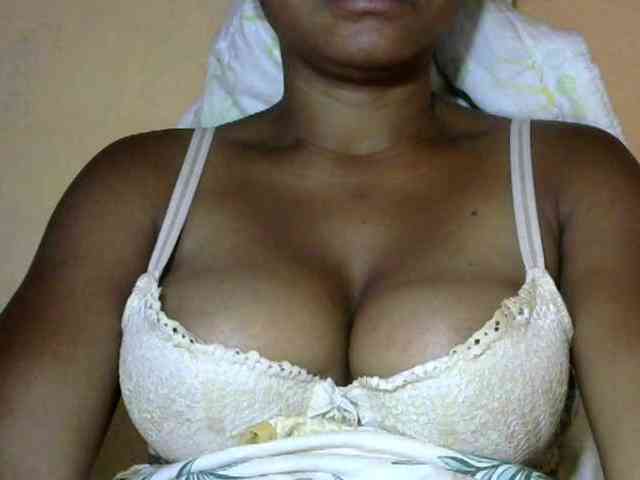 CAROLE71 webcam