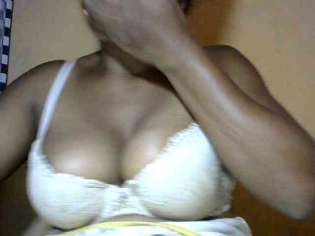 CAROLE71 webcam