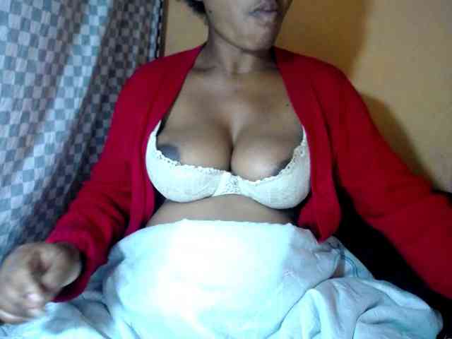 CAROLE71 webcam