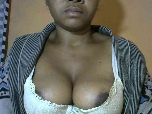 CAROLE71 webcam