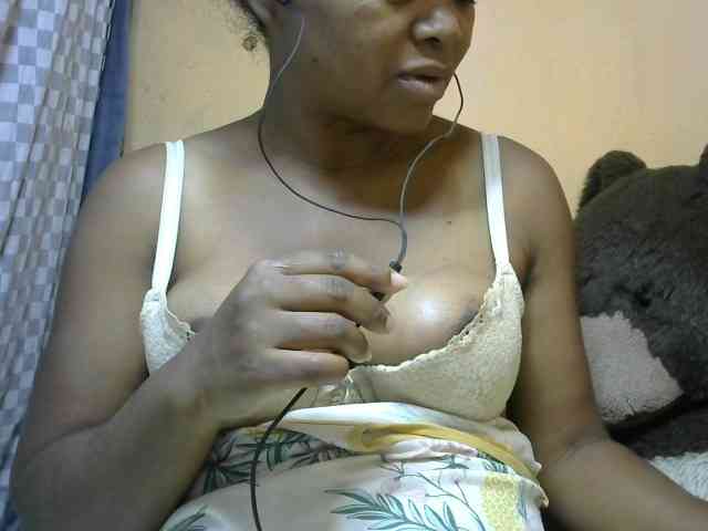 CAROLE71 webcam
